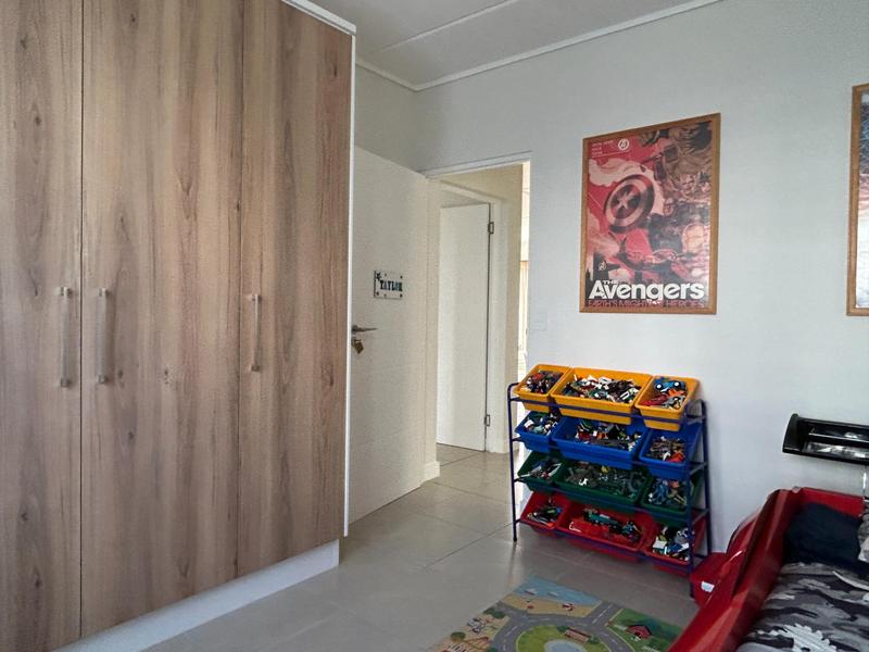 To Let 3 Bedroom Property for Rent in Sandown Western Cape